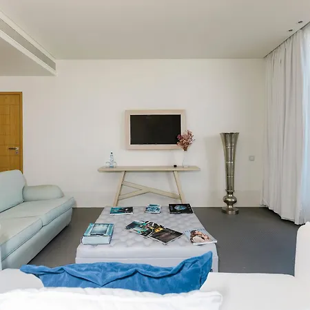 Royal Scenic Hotel