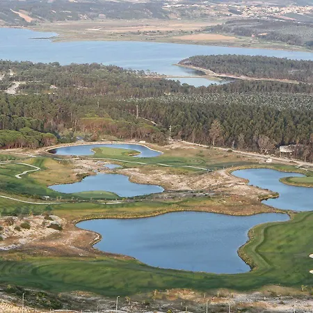 Отель Evolutee Обидуш